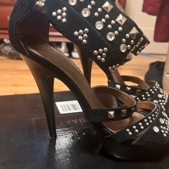 Colin Stuart - Picture 5 of 6